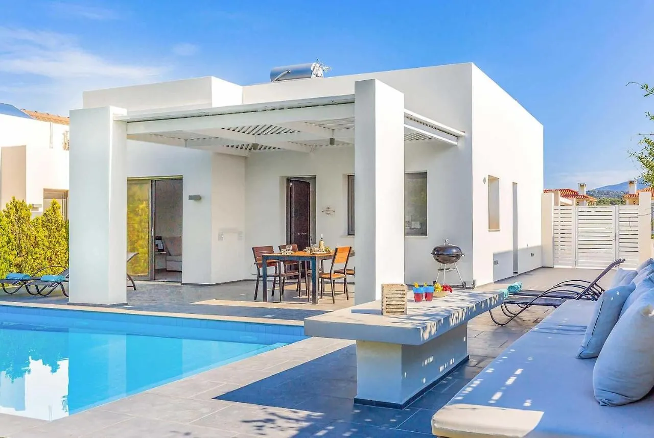 La Soleil Villa Svoronata 0*,